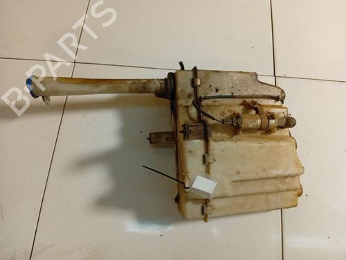 Used Windscreen washer tank Windscreen washer tank 39456030 39456030