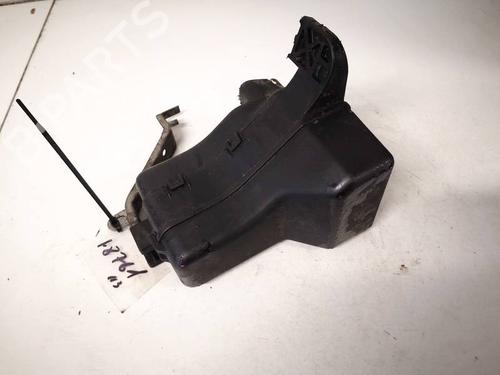 Used Fuse box Fuse box TOYOTA COROLLA Verso (ZER_, ZZE12_, R1_) 2.2 D-4D (AUR10_, AUR10R) (136 hp) 32931364 32931364
