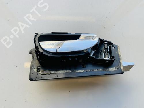 Used Front right interior door handle Front right interior door handle 35524394 35524394