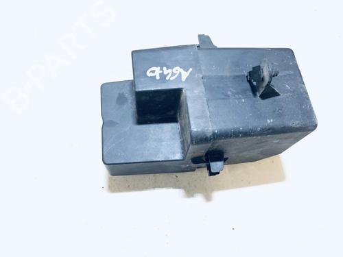 Used Fuse box Fuse box VW BORA I (1J2) 1.9 TDI (115 hp) 33076868 33076868