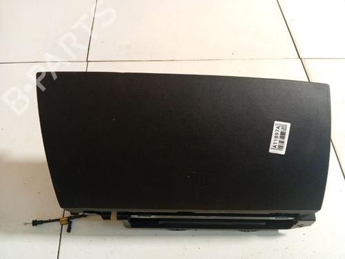 Used Glove box Glove box 39497625 39497625