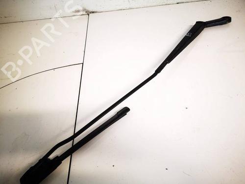 Used Front windshield wiper arm Front windshield wiper arm 32585509 32585509