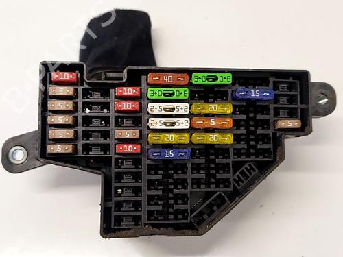 Used Fuse box Fuse box SKODA OCTAVIA II (1Z3) 1.4 TSI (122 hp) 35831464 35831464