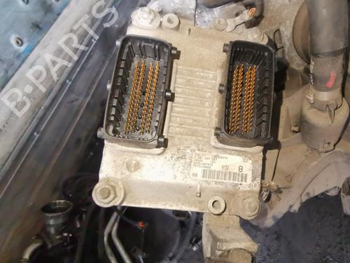 Used Engine control unit (ECU) ALFA ROMEO 147 (937_) 1.6 16V T.SPARK ECO (937.AXA1A, 937.BXA1A) (105 hp) 33077386