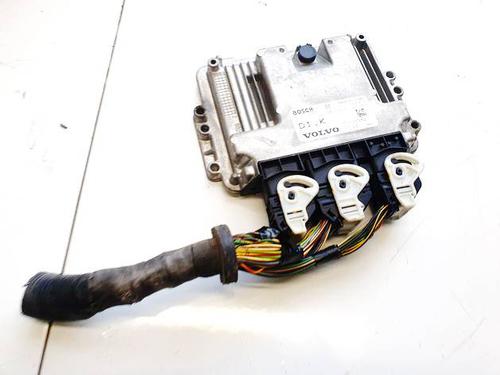 Used Engine control unit (ECU) VOLVO V50 (545) 1.6 D (110 hp) 32568721