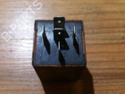 Used Electronic sensor Electronic sensor FORD MONDEO I (GBP) 1.6 i 16V (88 hp) 33519911 33519911