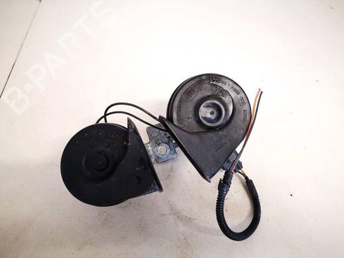 horn-ford-focus-ii-da_-hcp-dp-2004-2005-2006-2007-2008-2009-2010-2011-2012-2013-35321850 main image