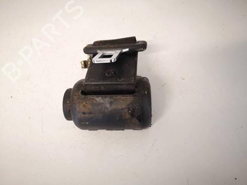 Used Rear center seatbelt Rear center seatbelt 34807997 34807997