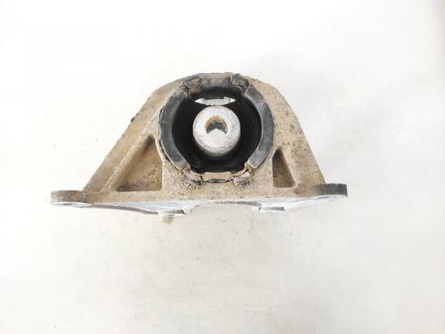 Used Engine mount Engine mount DAEWOO REXTON (GAB_) 2.7 D All-wheel Drive (186 hp) 33079136 33079136