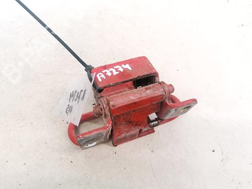 hingedoor-check-strap-audi-a4-b5-8d2-1994-1995-1996-1997-1998-1999-2000-2001-32884533 main image