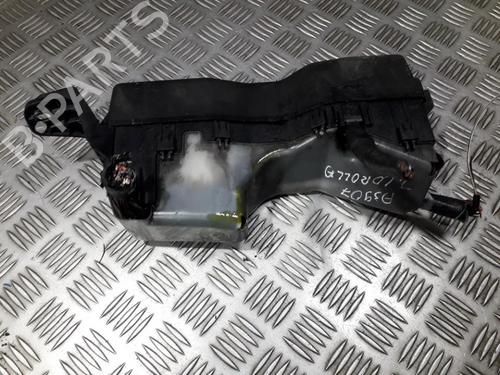 fuse-box-toyota-corolla-verso-_e12_-2001-2002-2003-2004-2005-2006-2007-33498215 main image