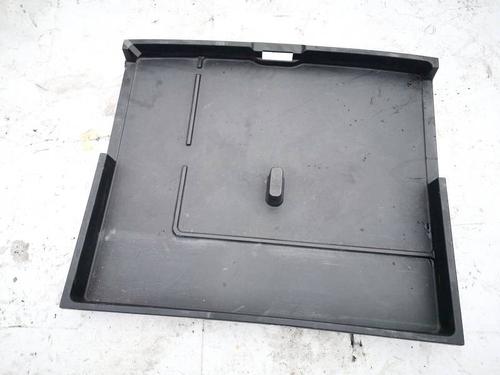 Used Boot lining Boot lining TOYOTA COROLLA Saloon (_E12_) 1.4 D-4D (NDE120_, NDE120R) (90 hp) 35311869 35311869