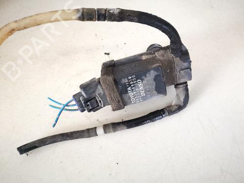 washer-pump-toyota-corolla-saloon-_e12_-2000-2001-2002-2003-2004-2005-2006-2007-2008-35448135 main image