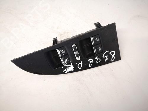 switch-seat-leon-1p1-2005-2006-2007-2008-2009-2010-2011-2012-2013-32914424 main image