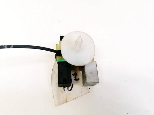 Used Fuse box Fuse box TOYOTA AVENSIS (_T25_) 2.0 D-4D (CDT250_, CDT250R) (116 hp) 32923409 32923409