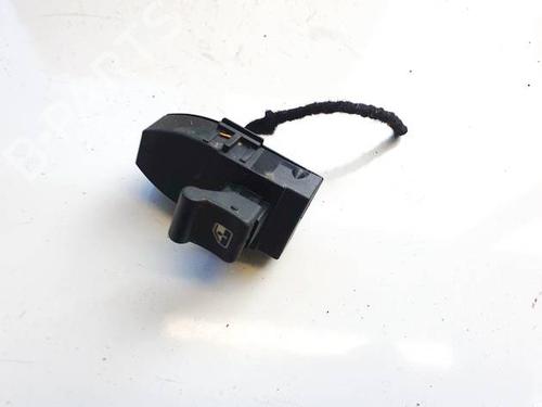 switch-alfa-romeo-159-939_-2005-2006-2007-2008-2009-2010-2011-2012-32571113 main image