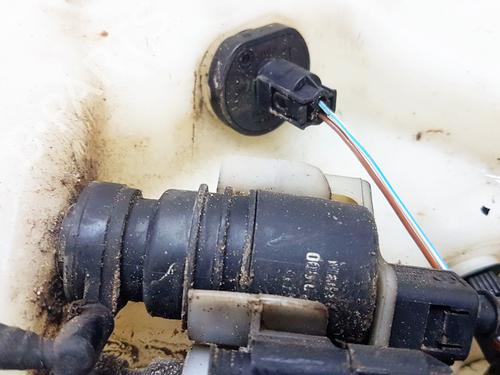 washer-pump-mercedes-benz-e-class-w211-2002-2003-2004-2005-2006-2007-2008-2009-35876420 main image