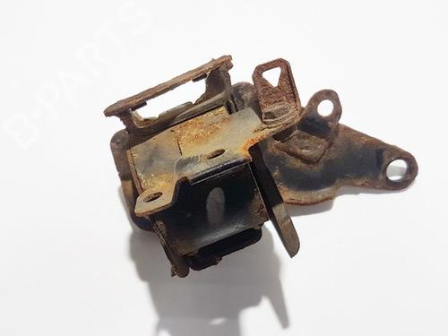 Used Engine mount Engine mount TOYOTA AVENSIS (_T25_) 2.0 D-4D (CDT250_, CDT250R) (116 hp) 33093605 33093605