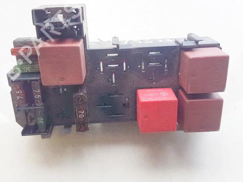 Used Fuse box Fuse box RENAULT MEGANE Scenic (JA0/1_) 1.9 dTi (JA0N) (98 hp) 33528239 33528239