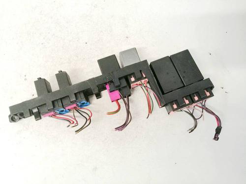 Sikringsdåse VW PHAETON (3D1, 3D2, 3D3, 3D4, 3D6, 3D7, 3D8, 3D9) 3.0 V6 TDI 4motion (224 hp) 32574416