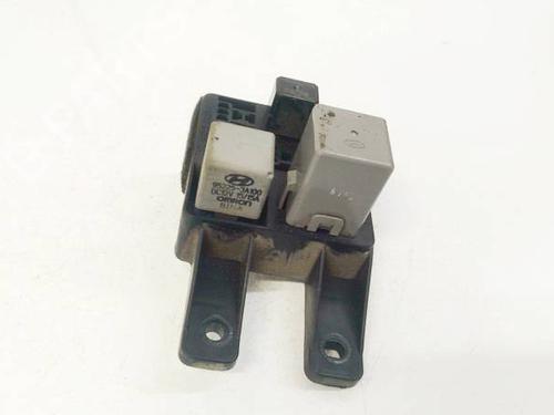 Used Fuse box Fuse box HYUNDAI TUCSON (JM) 2.0 CRDi (136 hp) 32585357 32585357