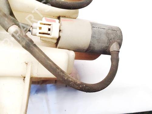 washer-pump-toyota-auris-_e15_-2006-2007-2008-2009-2010-2011-2012-2013-35144546 main image