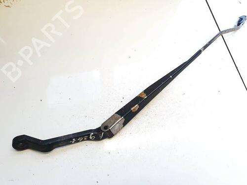 Used Front windshield wiper arm Front windshield wiper arm 38573000 38573000