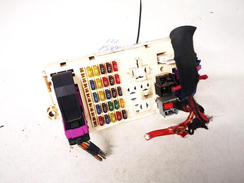 Used Fuse box Fuse box ALFA ROMEO 147 (937_) 1.9 JTDM (937.AXD1A, 937.AXV1A, 937.BXB1A) (115 hp) 33081206 33081206