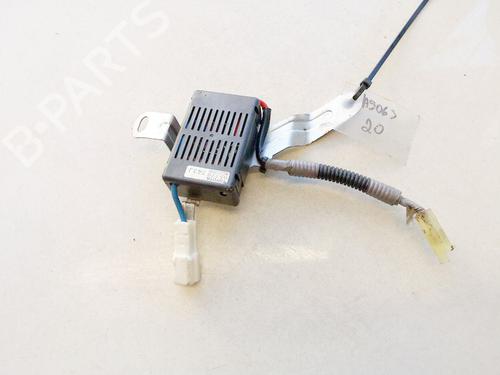 Used Electronic module Electronic module LEXUS IS II (_E2_) 220d (ALE20) (177 hp) 33103640 33103640