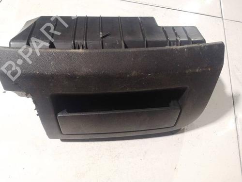 Used Glove box Glove box 37289589 37289589