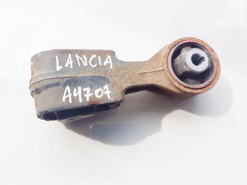 Used Engine mount Engine mount LANCIA PHEDRA (179_) 2.0 JTD (179.AXE1A) (107 hp) 33523536 33523536