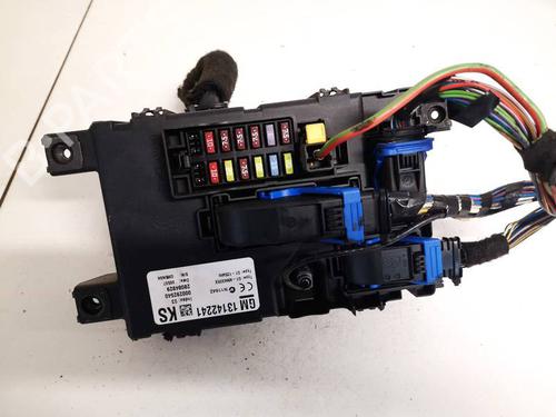 Used Fuse box Fuse box OPEL CORSA D (S07) 1.4 (L08, L68) (90 hp) 32604194 32604194