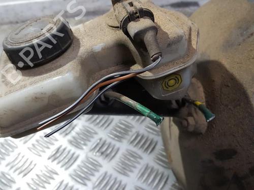 brake-master-cylinder-renault-espace-ii-js63_-1991-1992-1993-1994-1995-1996-1997-35668543 main image