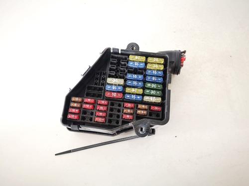 fuse-box-vw-passat-b5-variant-3b5-1997-1998-1999-2000-2001-33073393 main image