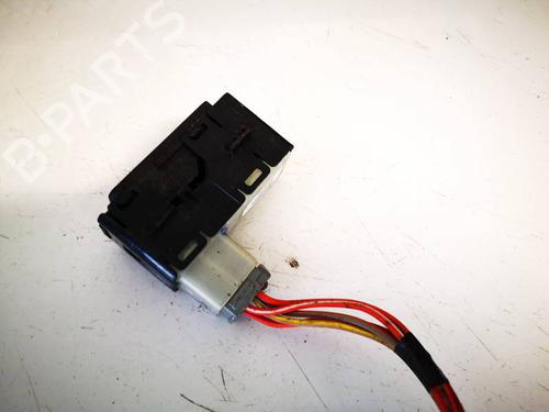 Switch DODGE CALIBER 2.0 CRD | BP32585801I30