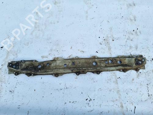 Used Front bumper reinforcement Front bumper reinforcement 35075122 35075122