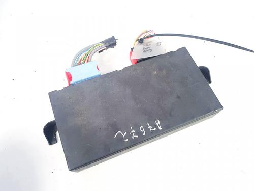 fuse-box-peugeot-1007-km_-2005-32897162 main image