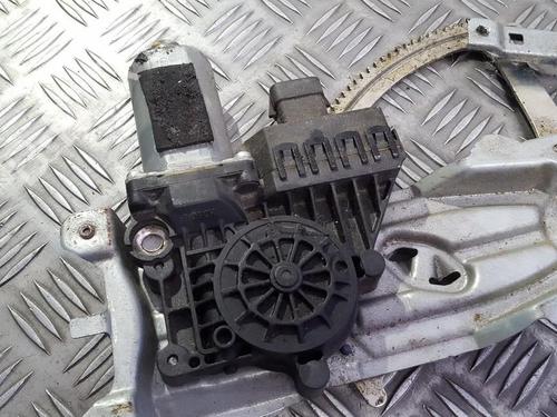 left-front-window-motor-opel-astra-h-a04-2004-2005-2006-2007-2008-2009-2010-2011-2012-2013-2014-35678524 main image