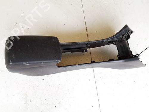 Used Armrest / Center console Armrest / Center console MAZDA 3 (BK) 2.0 (BKEP) (150 hp) 35625855 35625855