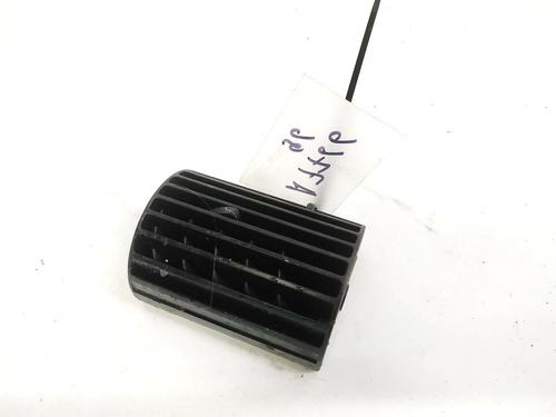 air-vent-audi-a4-b5-8d2-1994-1995-1996-1997-1998-1999-2000-2001-32895521 main image