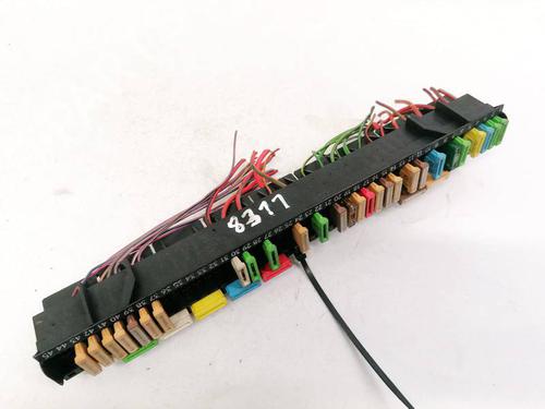 Used Fuse box BMW 5 (E39) 525 tds (143 hp) 32923201