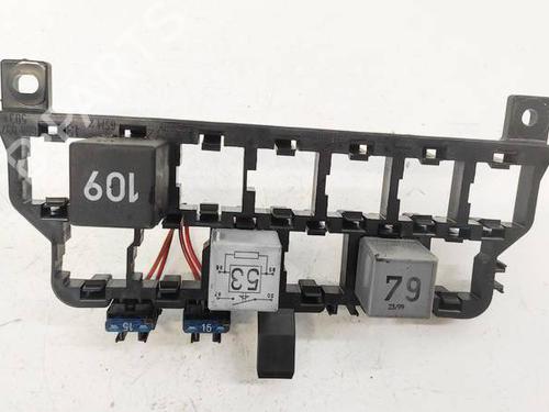 Used Fuse box VW GOLF IV (1J1) 1.9 TDI (110 hp) 32949394