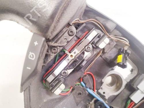 Used Steering wheel controls Steering wheel controls RENAULT ESPACE IV (JK0/1_) 2.0 dCi (JK03, JK04, JK1C, JK1G, JK1J, JK1K) (173 hp) 35121365 35121365