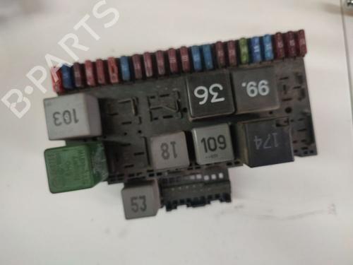 Used Fuse box Fuse box 35830982 35830982