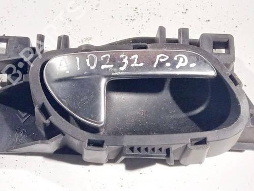 Used Front right interior door handle Front right interior door handle 35032111 35032111