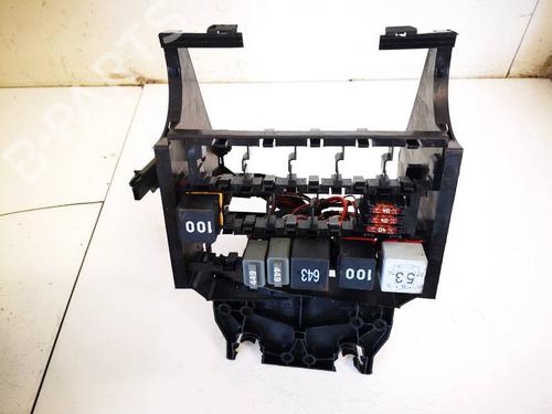 Used Fuse box Fuse box VW POLO V (6R1, 6C1) 1.2 TDI (75 hp) 32583851 32583851