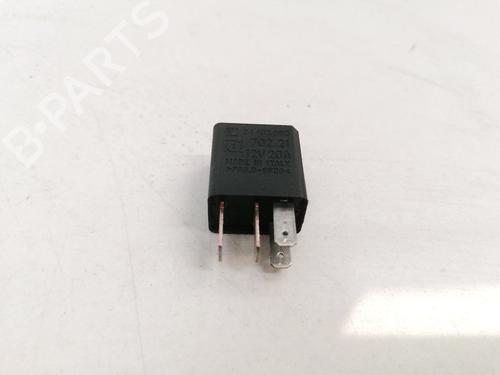 Electronic sensor OPEL ZAFIRA A MPV (T98) 2.0 DI 16V (F75) | BP33089860M84 - Image 2