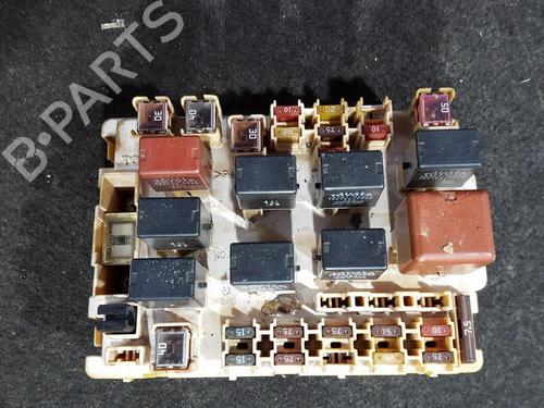 Used Fuse box Fuse box TOYOTA CELICA Coupe (_T23_) 1.8 16V VT-i (ZZT230_, ZZT230) (143 hp) 33483626 33483626
