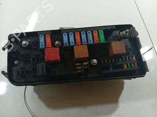 Used Fuse box Fuse box OPEL SIGNUM Hatchback (Z03) 2.2 DTI (F48) (125 hp) 33565215 33565215