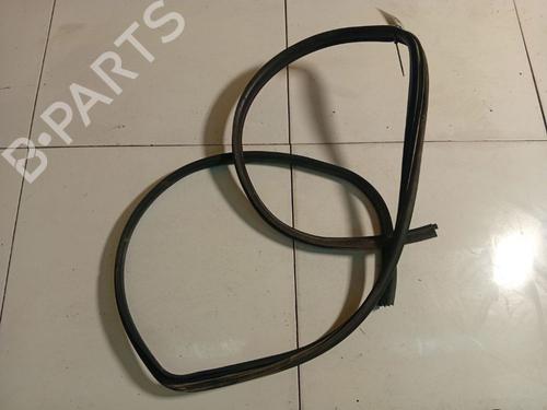 Gummiliste Gummiliste RENAULT MEGANE I (BA0/1_) 1.9 dTi (BA08, BA0N) (98 hp) 39701456 39701456